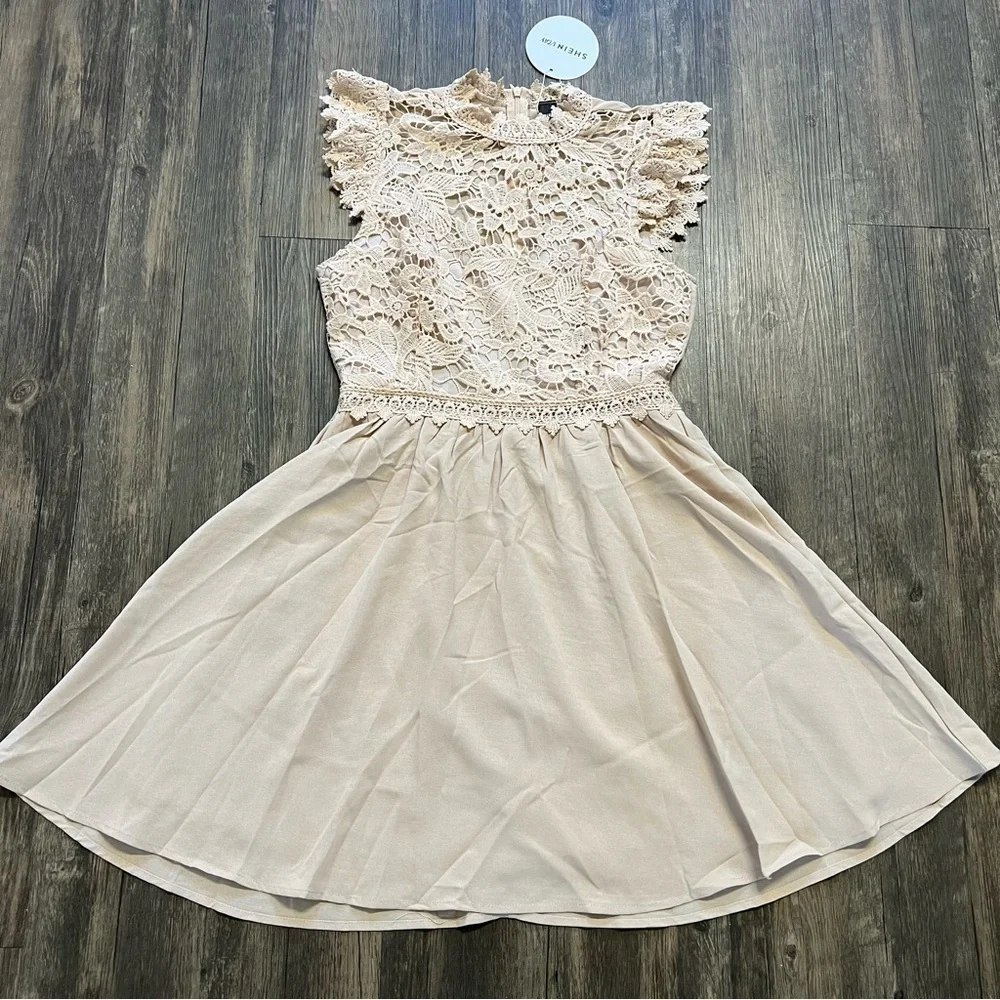 NWT SHEIN Tan Short Sleeves Lace Front Flowy Sun Dress Size S - Picture 5 of 14